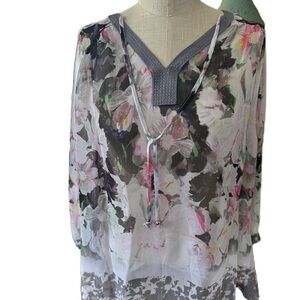 Ellen Tracy Women’s Semi Sheer Floral Blouse. Size XL